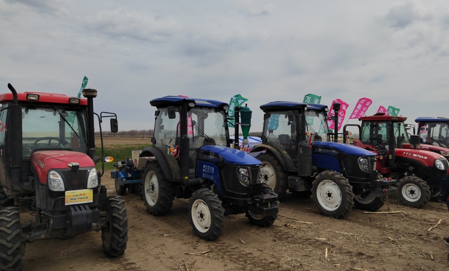 辽宁鞍山：“田管家”上手 增产又增收